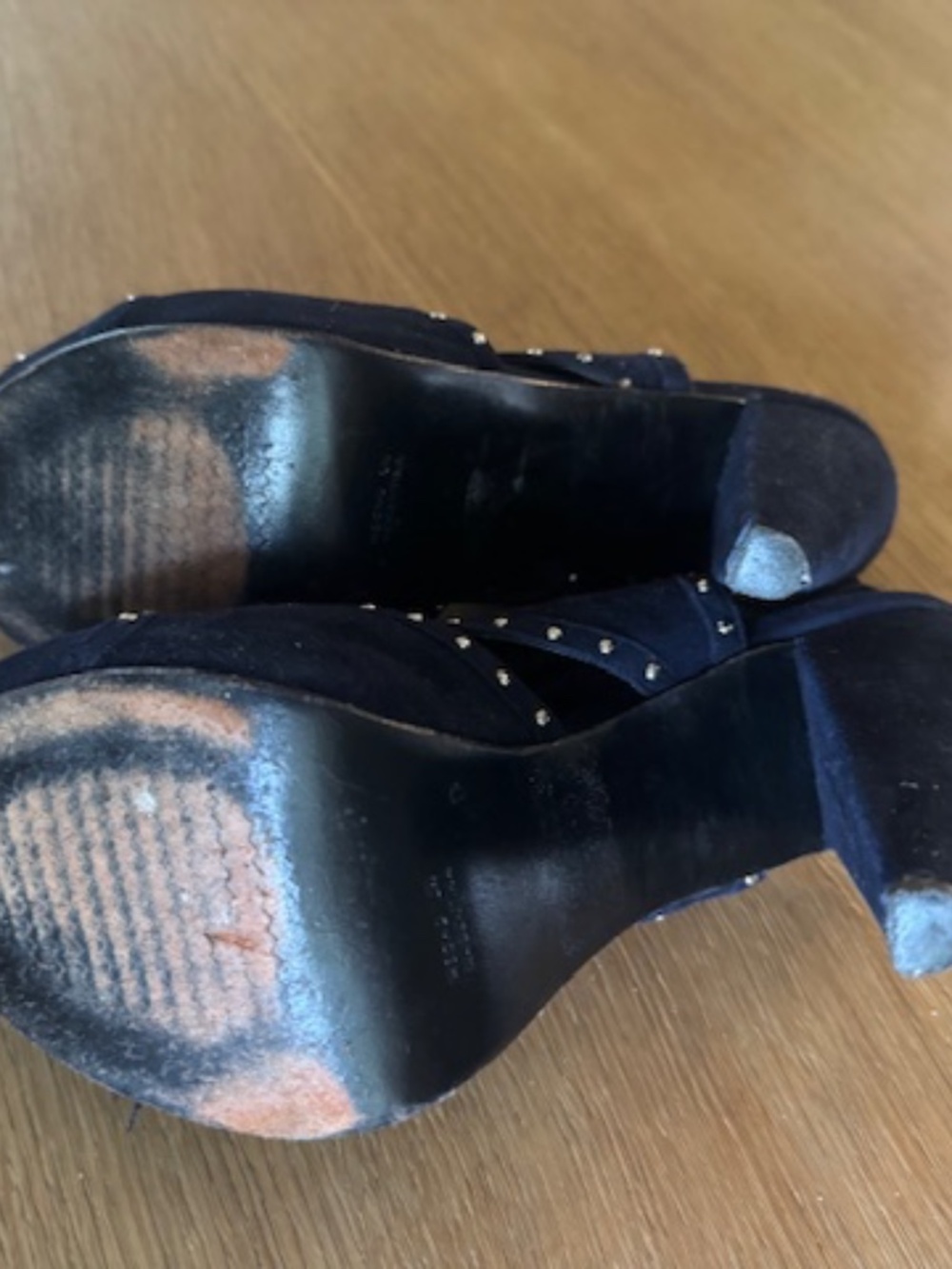 Maria Cher navy blue heels with silver stud detailing. Size 9 - Picture 3 of 7